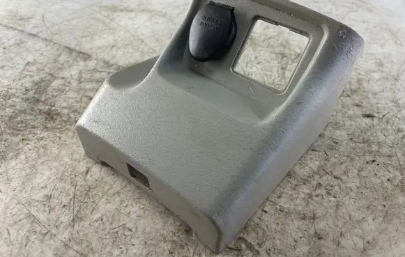 Mitsubishi Pajero Sport I Other interior part Mr471863