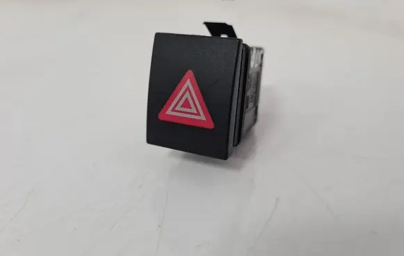 Volkswagen Polo IV 9N3 Hazard light switch 6Q0953235A