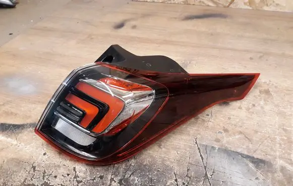 Opel Crossland X Rear/tail lights 39137522