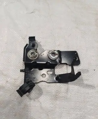 Volkswagen PASSAT B8 Other engine bay part 5Q0906287 42414