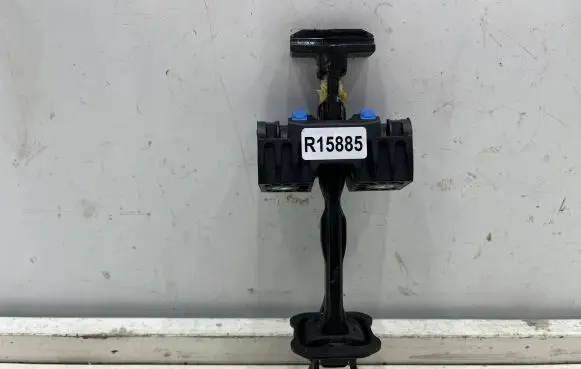 Seat Alhambra (Mk2) Front door check strap stopper 7n0837249