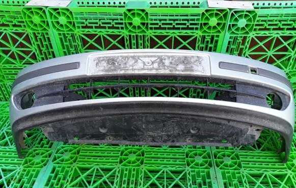 Renault Laguna II Front bumper 8200008270 G000014774