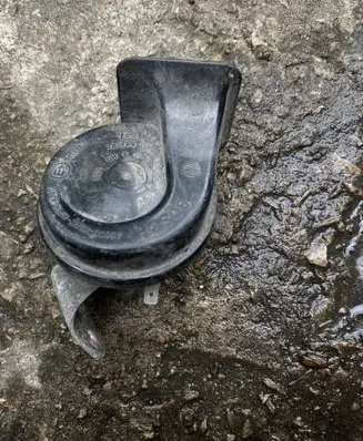 Renault Twingo I Horn signal 7700429765