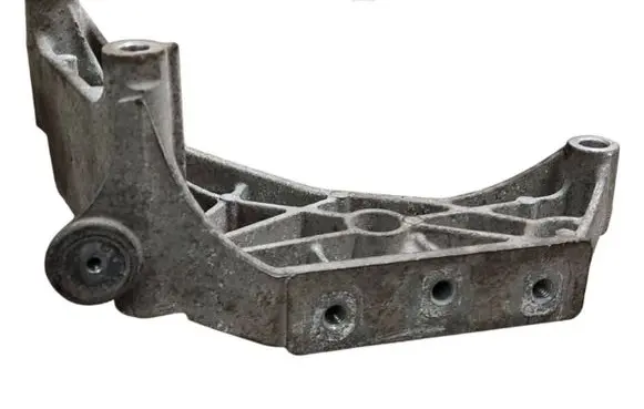 Volkswagen Transporter - Caravelle T5 Engine mounting bracket 03L199207B