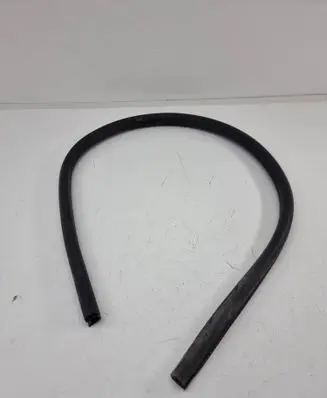Jaguar F-Type Rubber seal front coupe door Ex5320708a