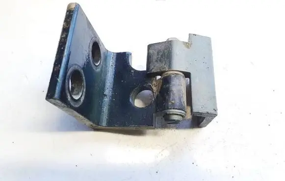 BMW X5 E53 Rear door lower hinge 415282651679 41.52-8265167.9