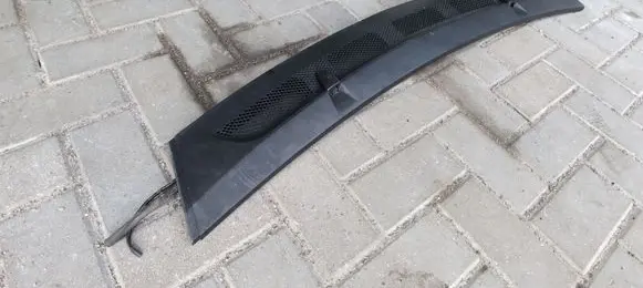 Mercedes-Benz A W169 Wiper trim A1698360018 A1698600092