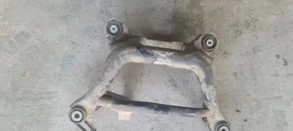 BMW X3 E83 Rear subframe 04523040