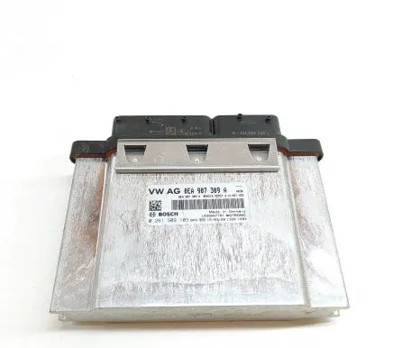 Volkswagen Golf VII Engine control unit/module 0EA907309A 0261S09103