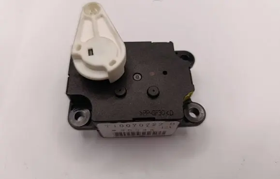 Subaru Impreza IV Air flap motor/actuator T1007072Zb 30325