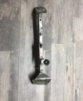 Audi A8 S8 D3 4E Fender mounting bracket 0303