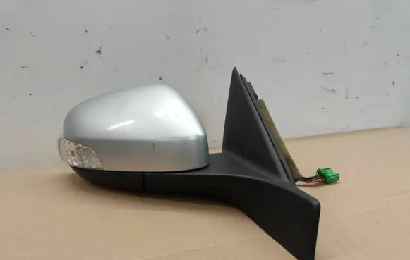 Volvo S80 Front door electric wing mirror 