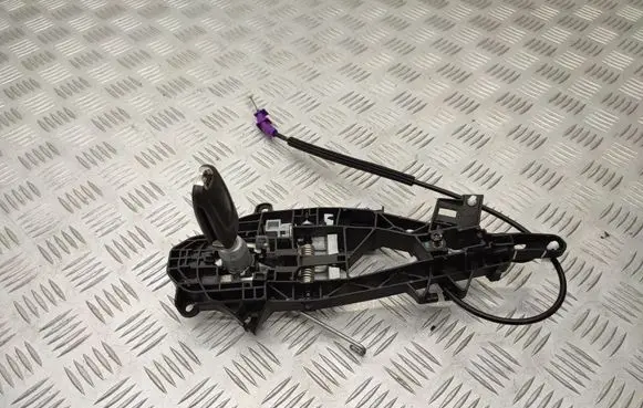 Opel Insignia B Front door lock (next to the handle) 13515507