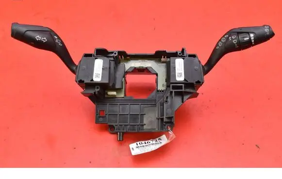 Ford Focus Other switches/knobs/shifts BV6T13N064AJ