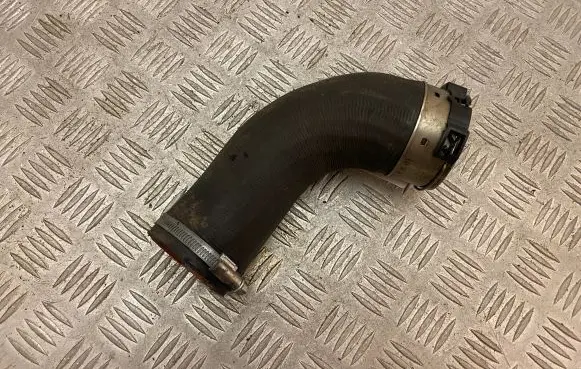 Volvo XC90 Intercooler hose/pipe 31370286
