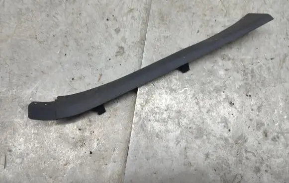 Volkswagen PASSAT CC Other interior part 3C8868237