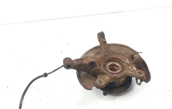 Mitsubishi Colt Front wheel hub spindle knuckle