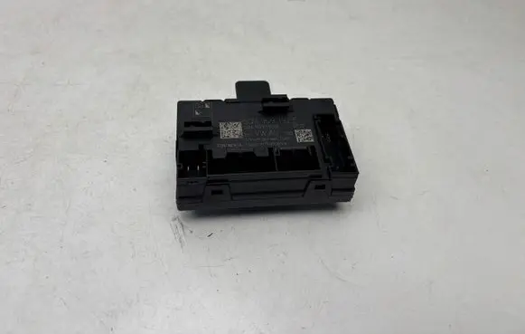 Seat Leon (5F) Door control unit/module 5Q4959392E 5Q4959392B C7494680300