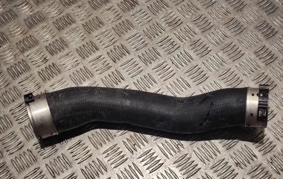 BMW 4 F32 F33 Intercooler hose/pipe 7597591