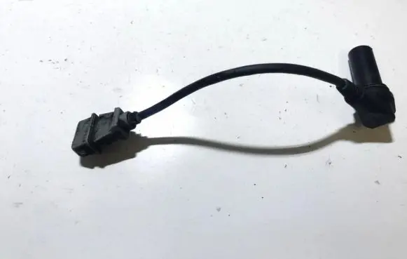 Volkswagen II LT Crankshaft position sensor 075906433b abe