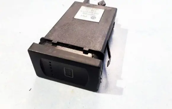 Windscreen/window heater switch