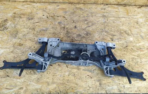 Skoda Octavia Mk2 (1Z) Front subframe
