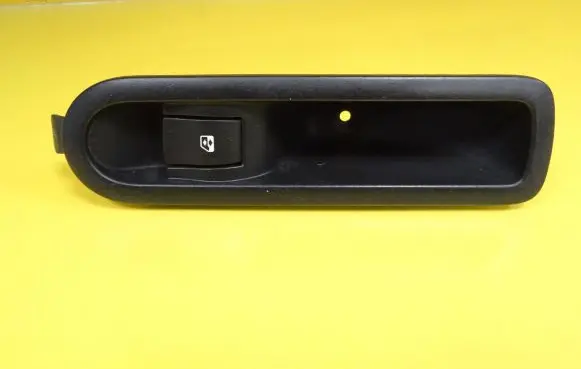 Renault Megane II Electric window control switch 156013870