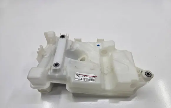 Audi A3 S3 8V Windshield washer fluid reservoir/tank 5Q0955449BL