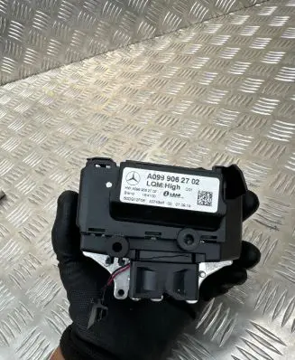 Mercedes-Benz C W205 LED ballast control module A0999062702 50DG12F08