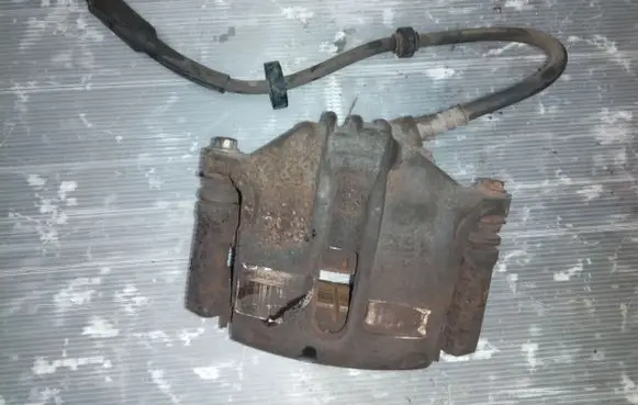 Peugeot 2008 I Front brake caliper 78TGS506714