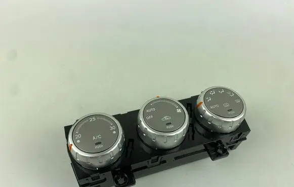 Subaru Forester SG Climate control unit 72311SA120