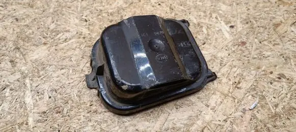 Volkswagen PASSAT B4 Headlight/headlamp dust cover 141992