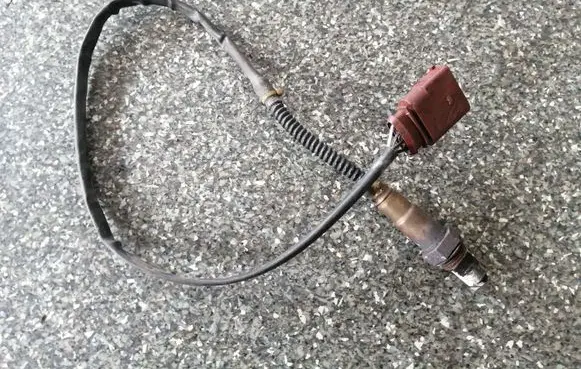 Audi A6 S6 C5 4B Lambda probe sensor