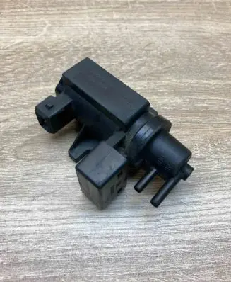 BMW X3 E83 Turbo solenoid valve 7796634 70057900