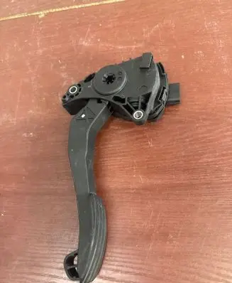 Renault Master III Accelerator throttle pedal 180101626R