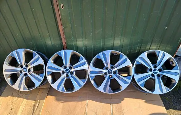 KIA Sorento R19 alloy rim 52910-C5710
