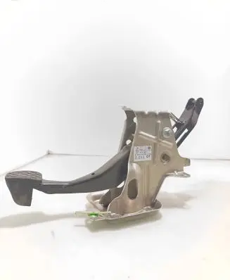Volkswagen Golf Plus Brake pedal 1K1721057L 83988700084