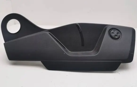Audi Q2 - Seat trim 81A881326E 8E0959777A