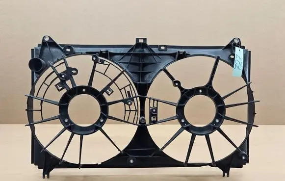Lexus IS III XE30 Radiator cooling fan shroud 