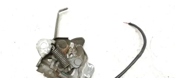 Suzuki SX4 S-Cross Engine bonnet/hood lock/catch