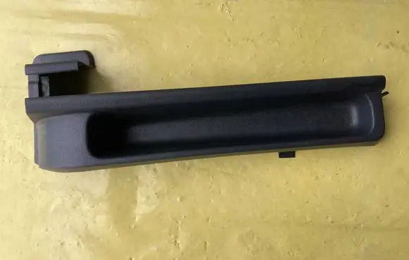 Mercedes-Benz A W169 Front door seat control surround trim A1699190520