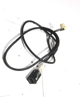 BMW 3 E90 E91 USB socket connector 9167196