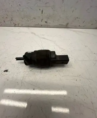 Audi A5 8T 8F Windscreen/windshield washer pump 8K5955647