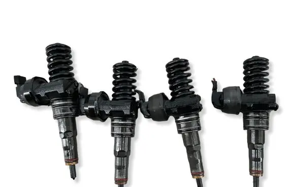 Audi A6 S6 C6 4F Fuel injectors set 0414720215
