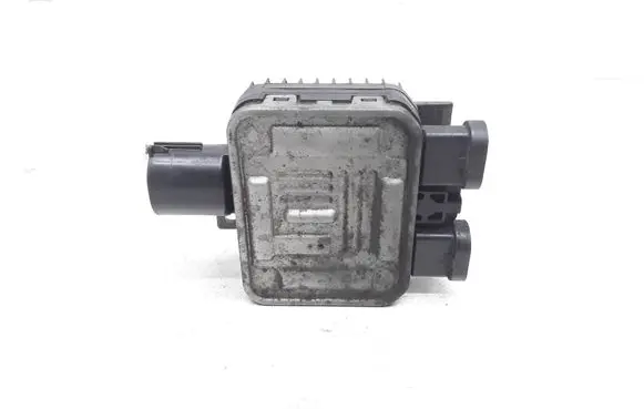 Volvo V60 Coolant fan relay 940011200