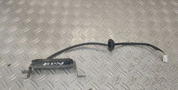 Toyota Prius (XW20) Keyless system antenna 