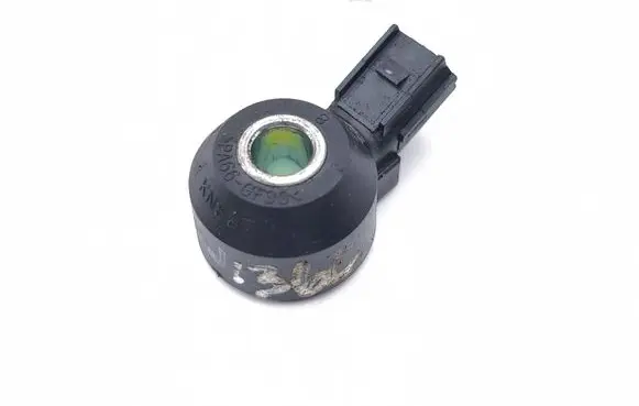 Honda CR-V Detonation knock sensor KNE37