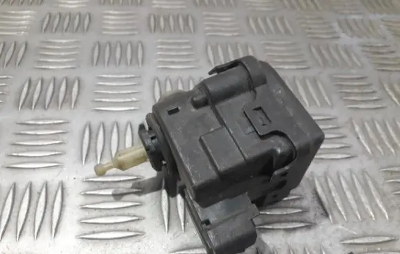 Renault Laguna II Headlight level adjustment motor 8200006664 00816400