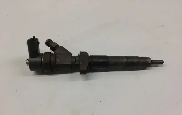Opel Movano A Fuel injector 0445110102