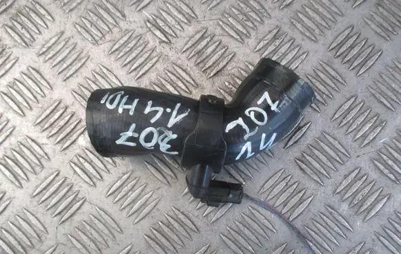 Peugeot 207 Air intake hose/pipe